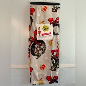 Grinch Blanket - Gray